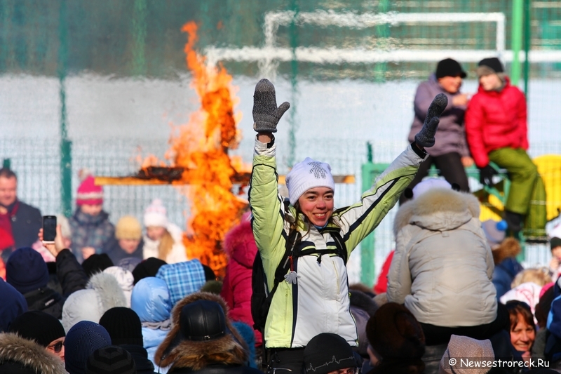 Сестрорецк провожал зиму под Gangman Style