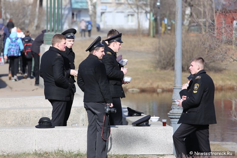 В Сестрорецке отметили День моряка-подводника 2015