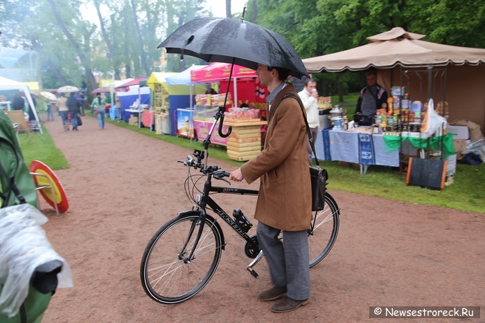 В Сестрорецке прошел XXI фестиваль народного творчества «Сестрорецкое подворье» В Сестрорецке прошел XXI фестиваль народного творчества «Сестрорецкое подворье»
